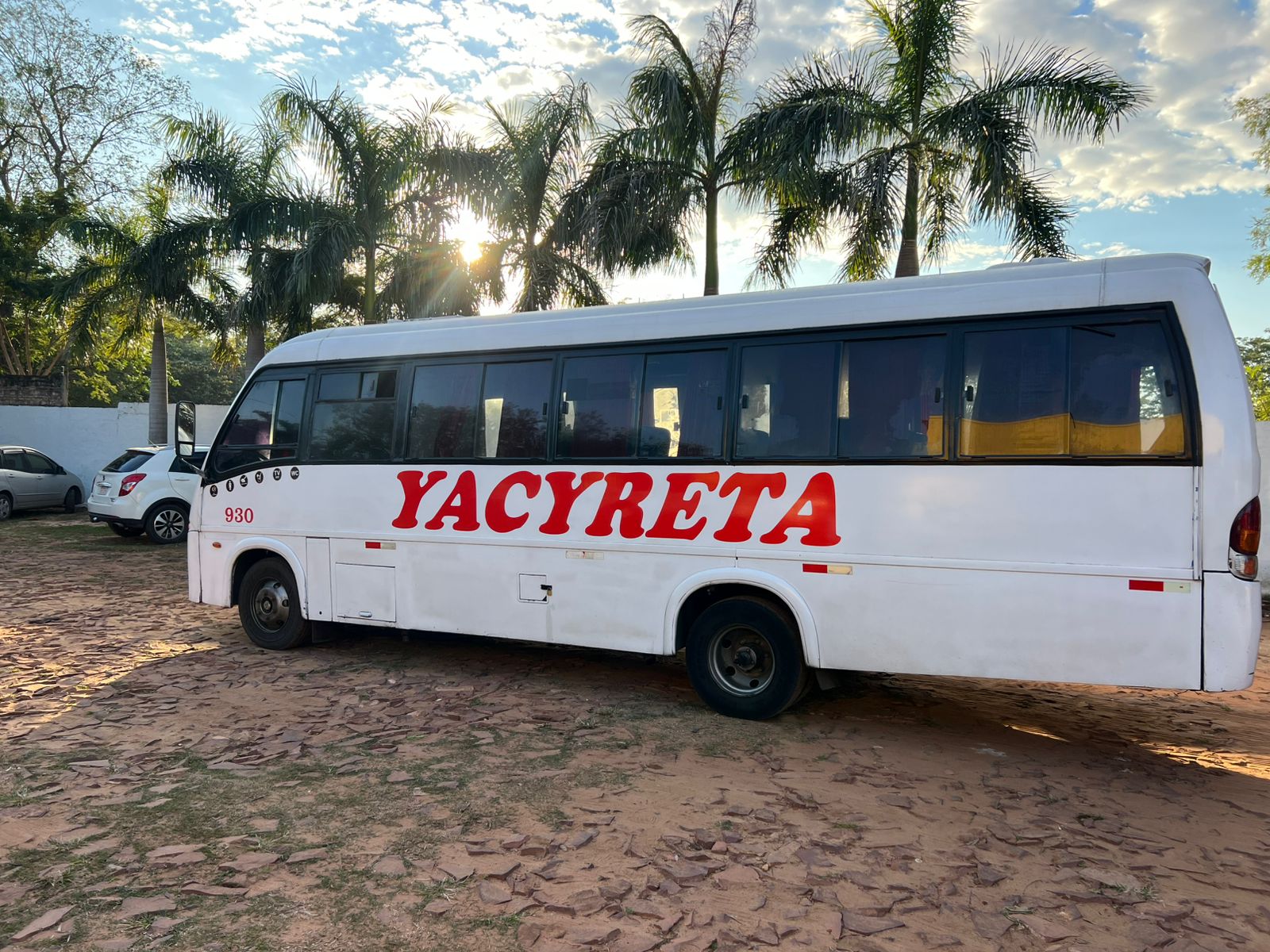 Bus 1